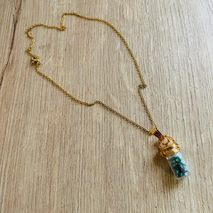 Collar botella muralla de esmeralda