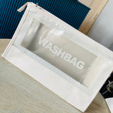 Cosmetiquera Washbag sobre blanco