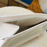 Cosmetiquera Washbag sobre blanco
