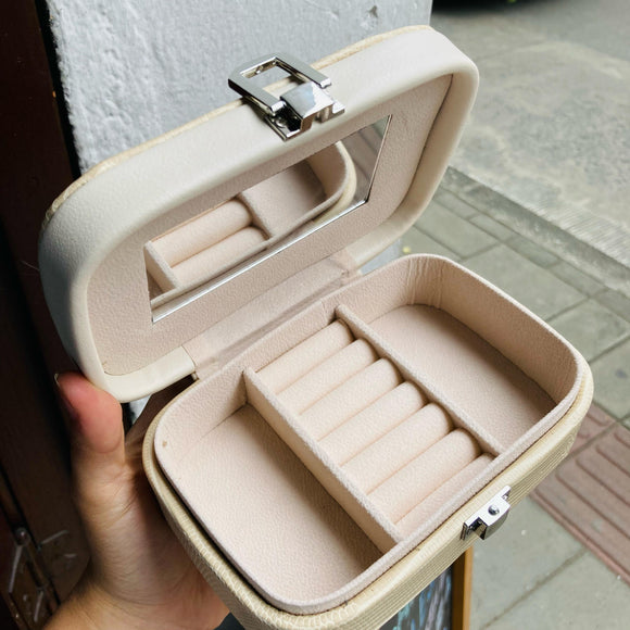 Joyero Vic Beige