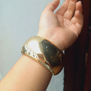 Brazalete olval dorado
