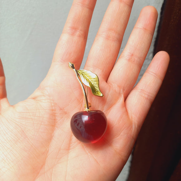 Prendedor cereza