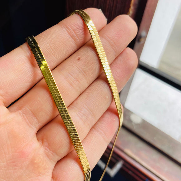 Cadena Serpiente Delgada Dorada
