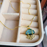 Collar Medusa Azul Profundo