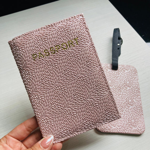Porta Pasaporte Barbie