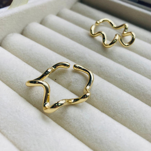 Anillo Olas Dorado