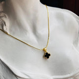 Collar Trebol Negro