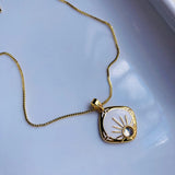 Collar Amuleto de sol