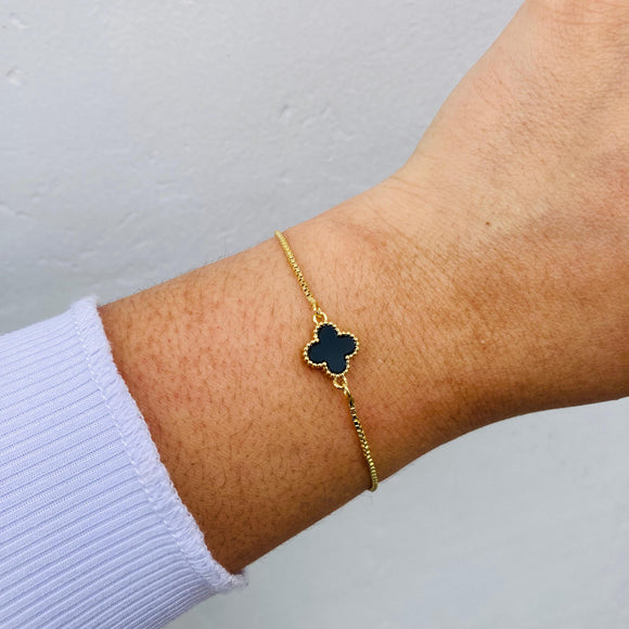 Pulsera Trebol Negro Lisa
