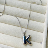 collar letra K bubble