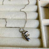 collar letra F bubble