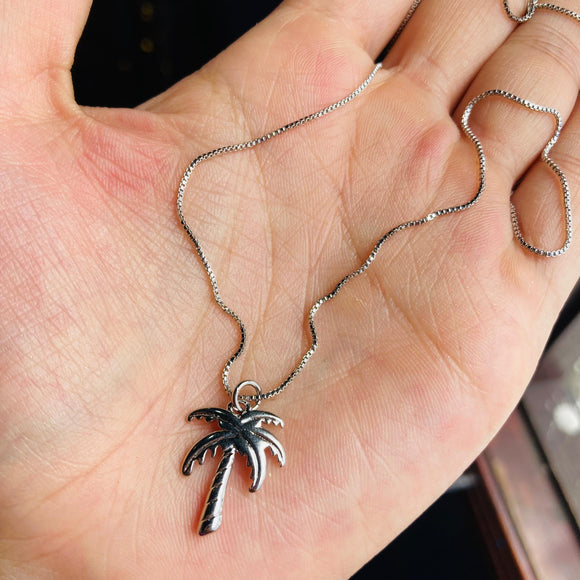 Collar Palmera  Plateada