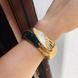 Brazalete oval dorado