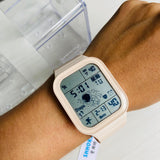Reloj Digital Crema Astronauta