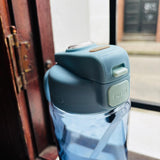 Botella Maybe Azul
