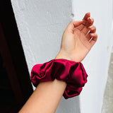 Scrunchie Ale Vino