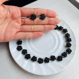 gargantilla + topos flor negra