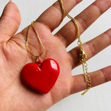 Collar corazon plano rojo
