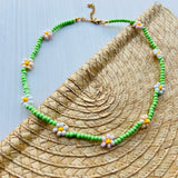 Collar mostacilla verde margaritas