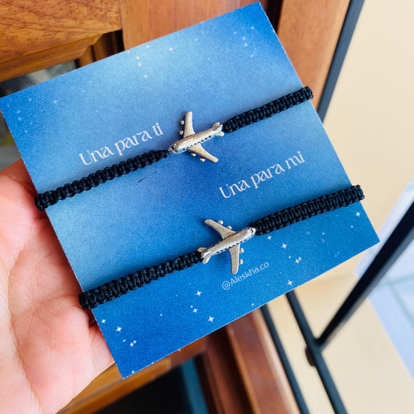 Pulsera negra x2 tejida avion