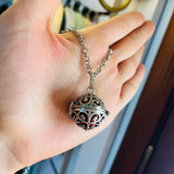 Collar llamador de ángel esfera