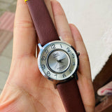 Reloj Q&Q cuero marron
