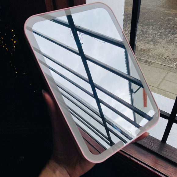 Espejo led cuadrado rosa