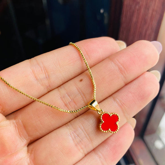 Collar Trebol Rojo