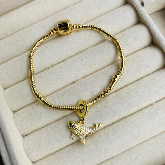 Charm Ballena