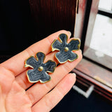 Aretes Tropical Negro