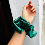 Scrunchie Ale Verde Esmeralda